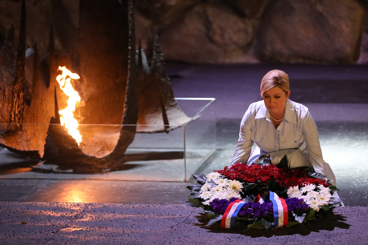 Kolinda: Hrvatska je utemeljena na antifašizmu, Holokaust nećemo zaboraviti