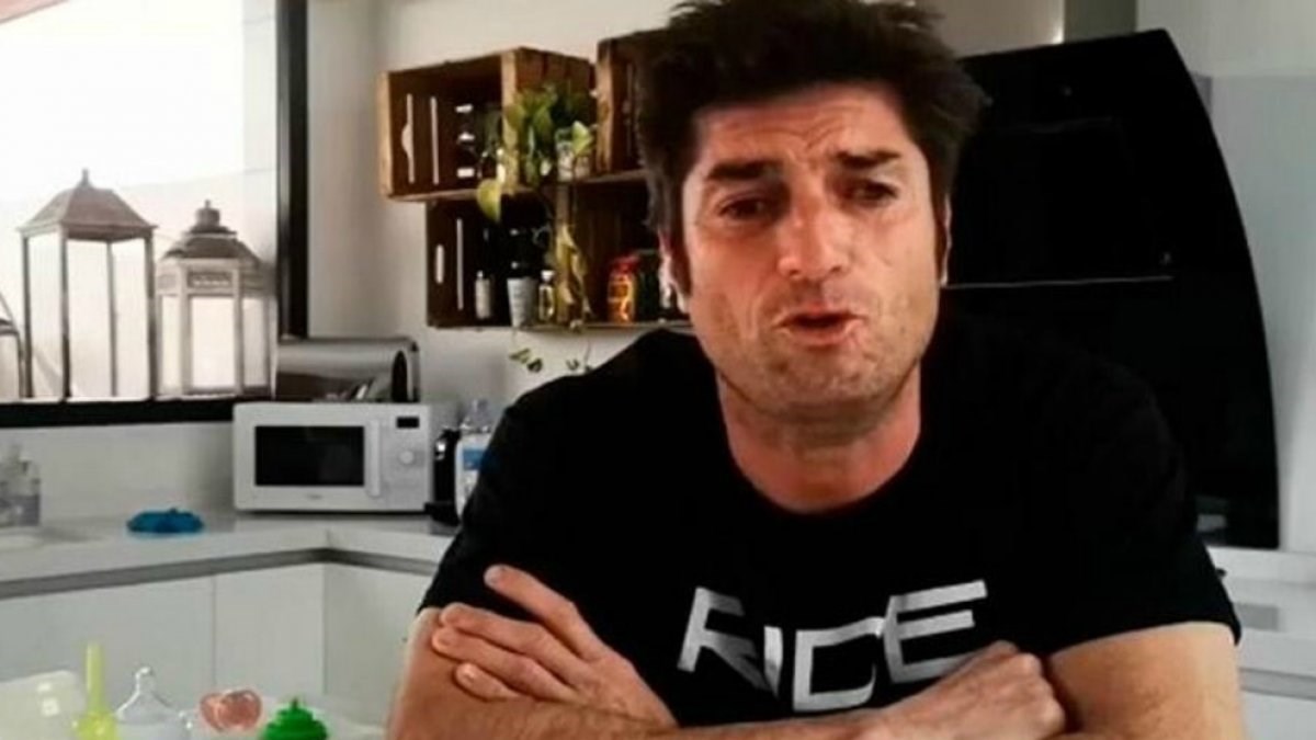 Direktoru Hondine MotoGP ekipe umro otac od koronavirusa: "Pustili su ga da umre"