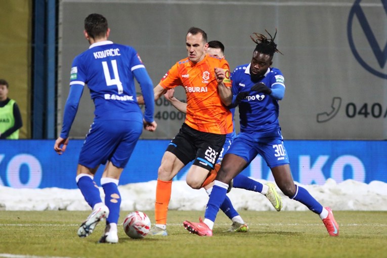 Varaždin s igračem manje pobijedio Slaven Belupo u najluđoj utakmici sezone