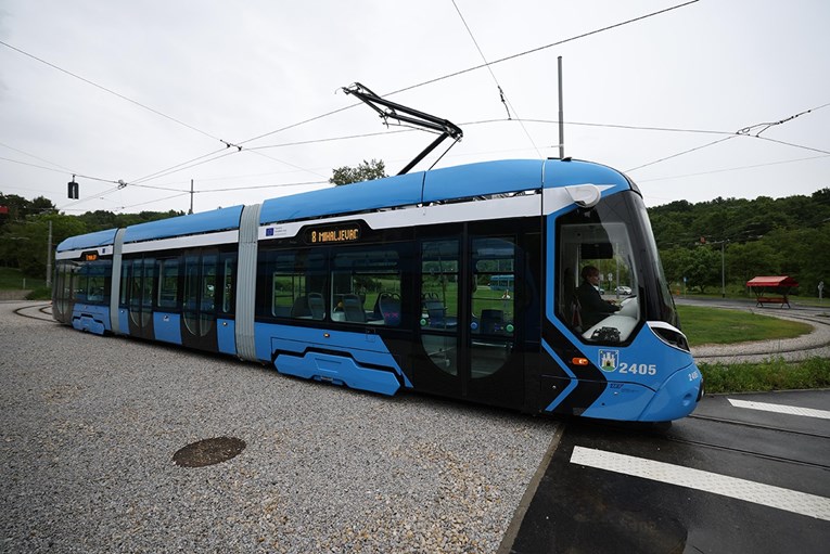 Pet novih Končarevih tramvaja vozi ulicama Zagreba