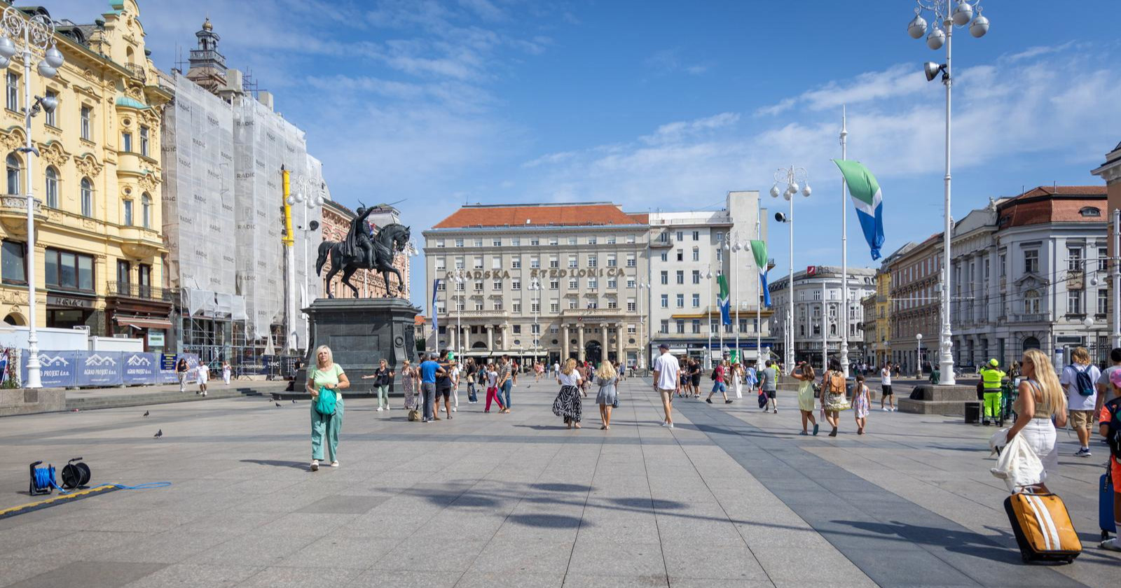 Prosječna plaća u Zagrebu 1765 eura