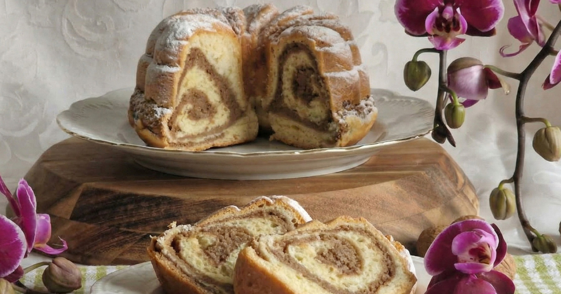Orahnjača u kalupu za kuglof: Recept za sočni tradicionalni kolač