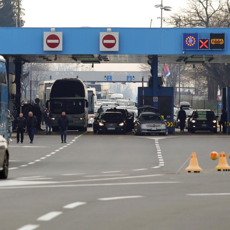 Uskok istražuje graničnog policajca