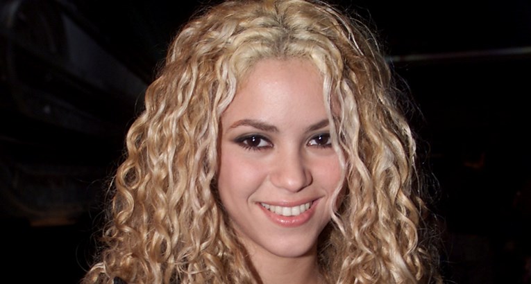 Shakira je na sceni od 1990., pogledajte kako je izgledala prije 20 godina