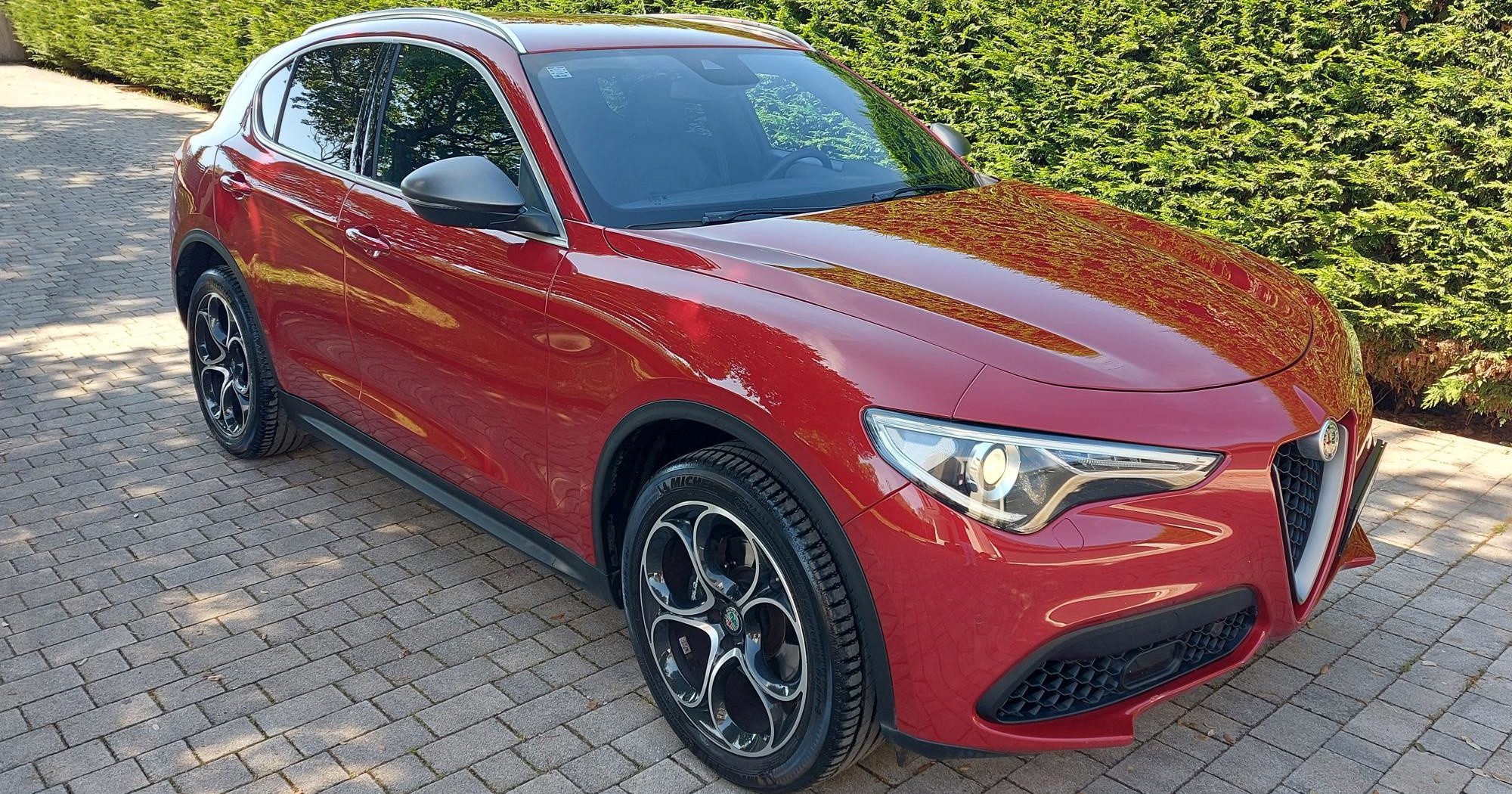 Najbolji auto oglasi: Alfa Romeo Stelvio Q4 s 280 KS i bogatom opremom