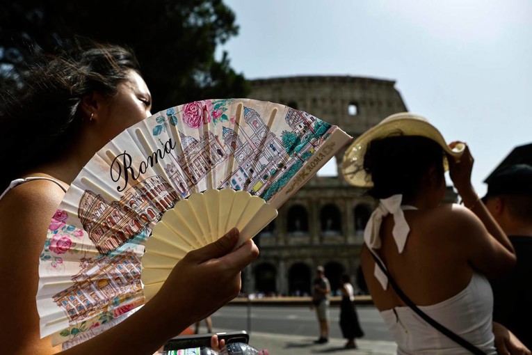 Italiju pogodio peti toplinski val. Temperature na jugu prelaze 44 °C