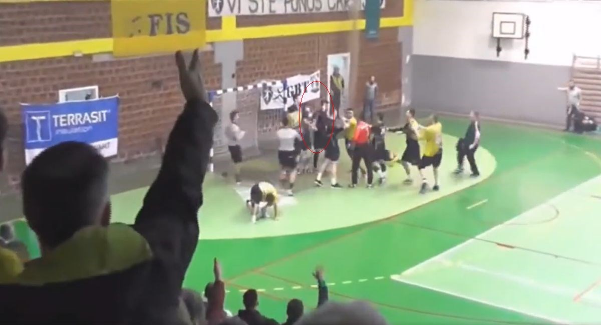 U četvrtfinalu rukometnog kupa BiH udario protivnika šakom u glavu pa pobjegao