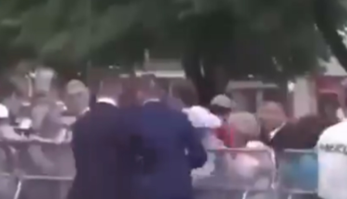 VIDEO Snimljen trenutak atentata na Fica