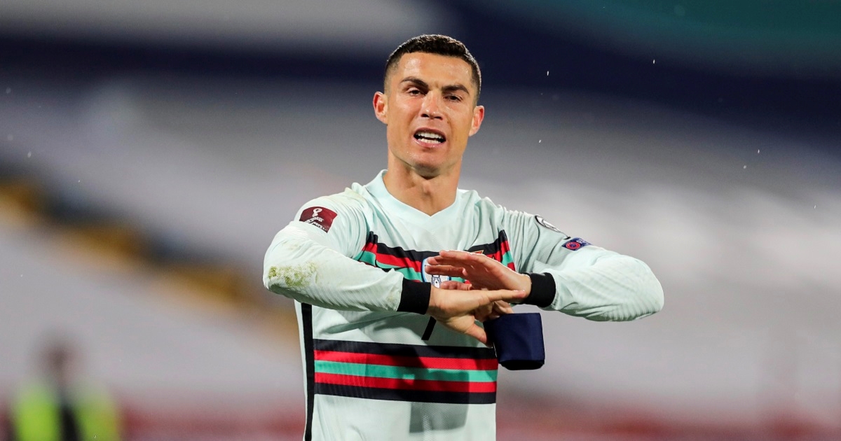Završila je aukcija za Ronaldovu traku. Evo koliko se skupilo za pomoć bolesnoj bebi