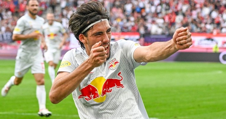 Oduševio je Romana i Austrijance, ali i UEFA-u. Šimić u momčadi kola Lige prvaka