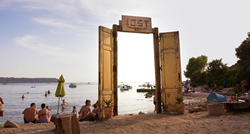 Ova uvala prije je bila zagađena i prljava, sad je jedna od najljepših plaža u Istri