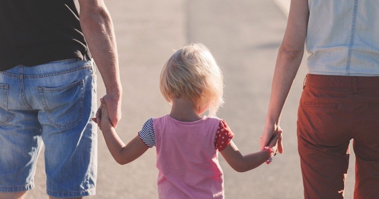 Ovo su najčešće pogreške u odgoju djece koje bi svi trebali izbjegavati