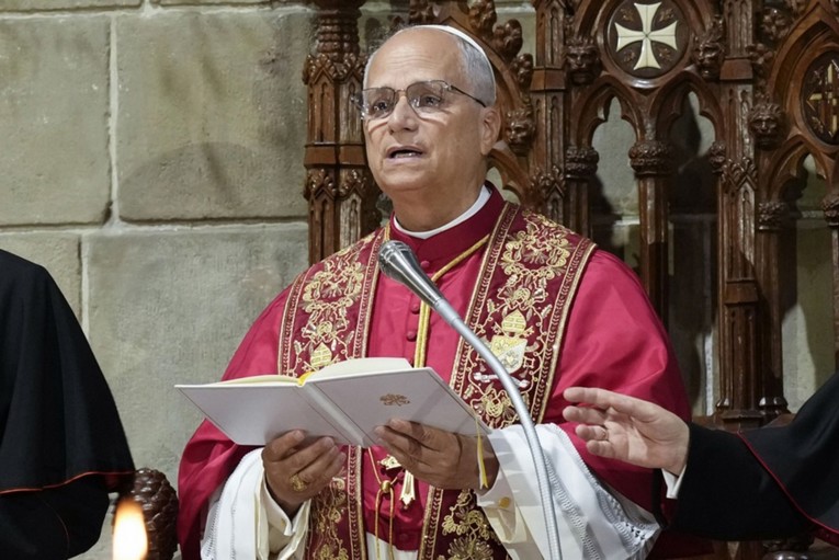 Papa u Barceloni govorio o depresiji i femicidu