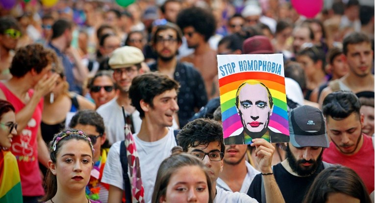 Rusija planira zabraniti svu "gej propagandu"