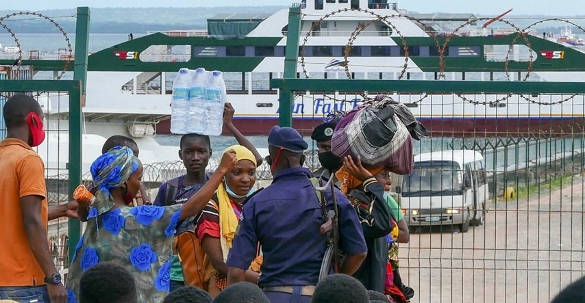 Teška evakuacija nakon napada u Mozambiku, ljudi bježe u čamcima, dehidrirani i bosi