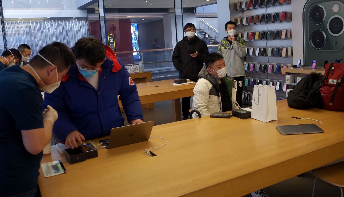 Appleu pada zarada zbog koronavirusa, utječe na burze diljem svijeta