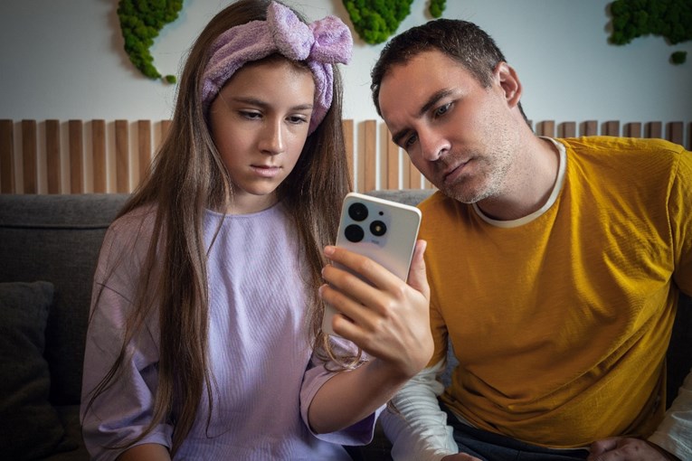 Generacija Z prva je manje inteligentna od svojih roditelja, znanstvenik otkrio zašto