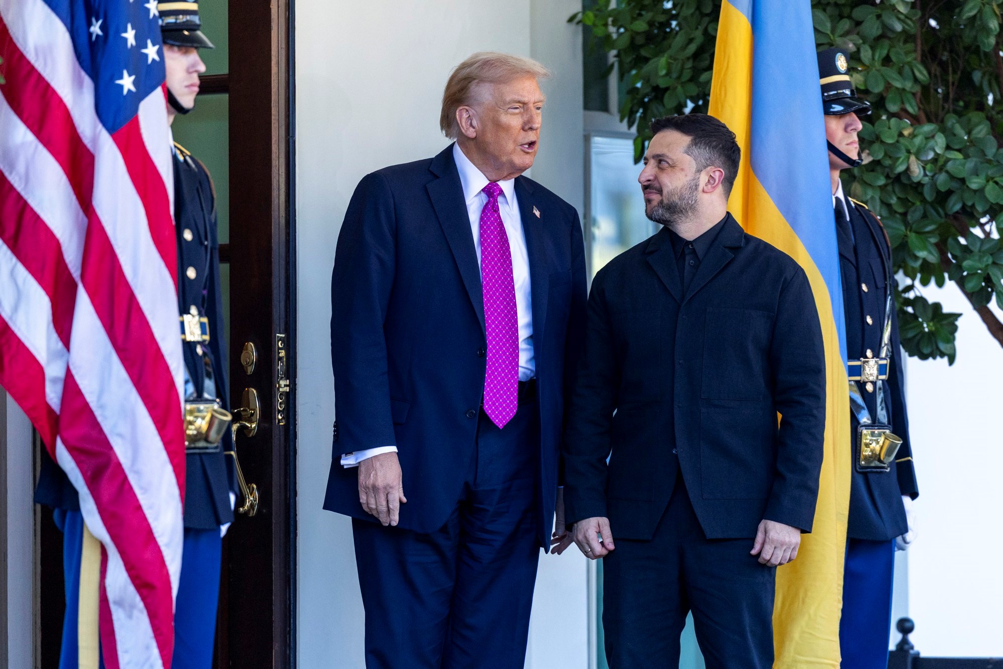 Trump i Zelenski sastaju se danas u Davosu