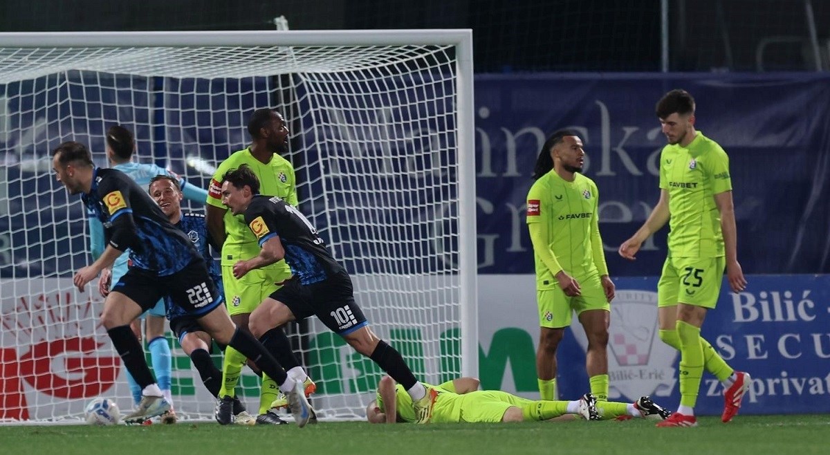 Dinamovi navijači na Fejsu: Dobili ste klub i 40 mil. eura i napravili raspad sistema