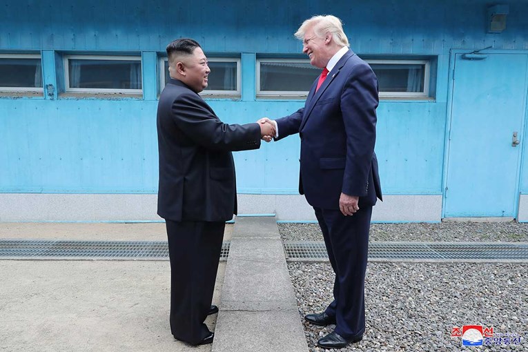 Trump objavio da mu je drago što je Kim Jong-un dobro