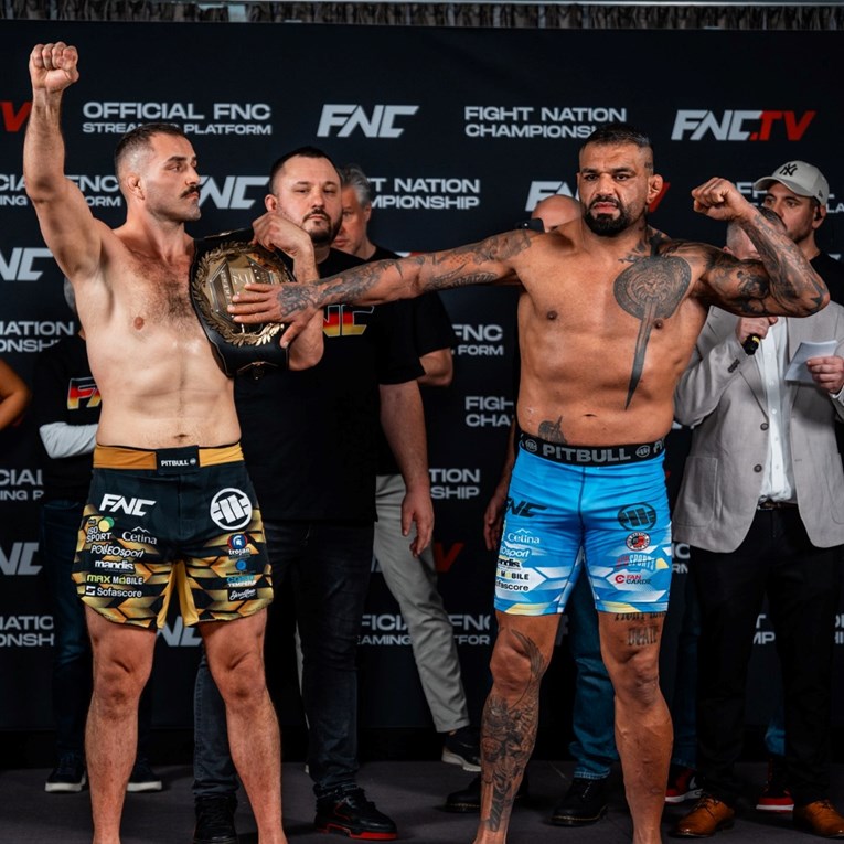 UŽIVO Vitasović u problemima, skoro je nokautiran. Ilić pobijedio Fabjana