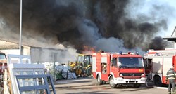 Opet gorio otpad u firmi kod Siska, požarište bi moglo biti aktivno danima