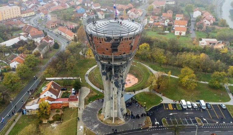 Penava: Vukovarski Vodotoranj pokazuje kako Hrvatska može izgledati