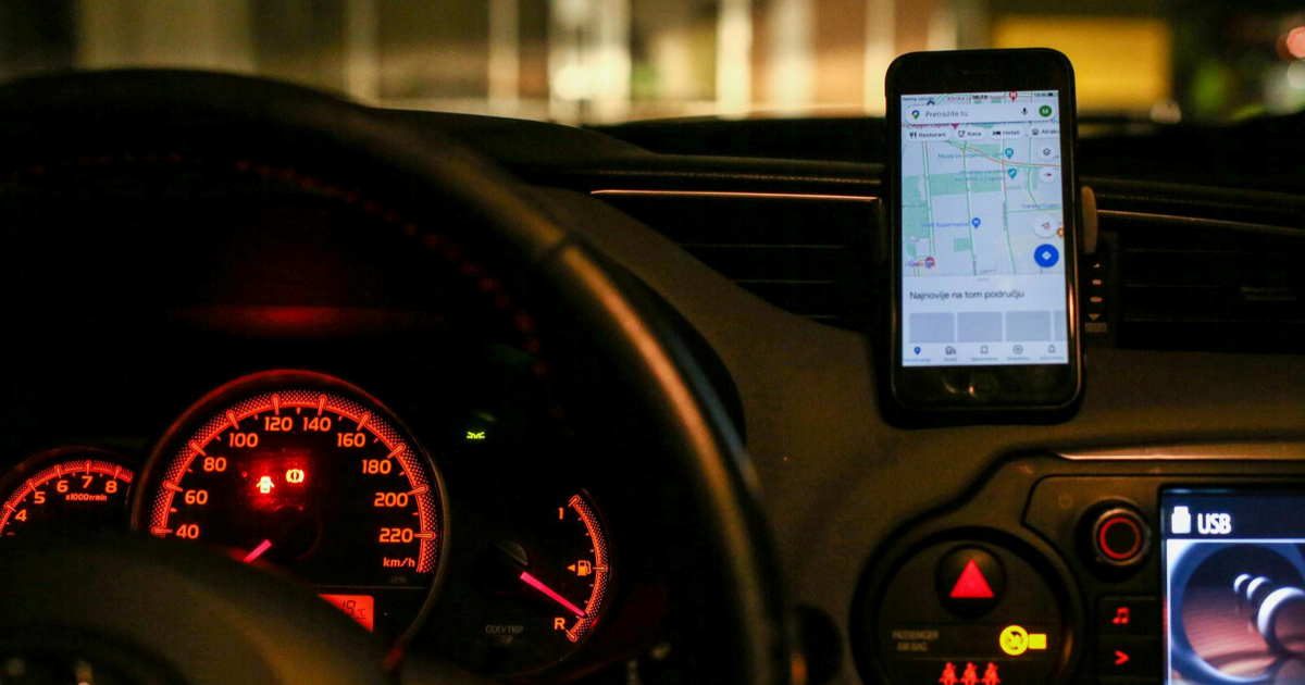 Napali taksista pa mu uzeli mobitel i novčanik. DORH protiv trojca podignuo optužnicu