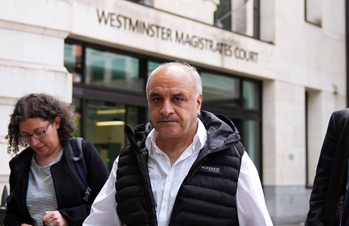 Na ulici u Londonu spalio Kuran, vikao "je*eš islam". Sud ga kaznio