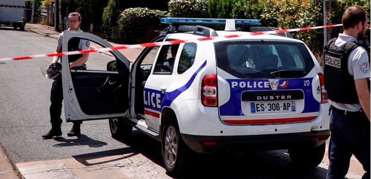 Tinejdžer u Francuskoj umro nakon sudara s policijom, vlada se sada boji nereda