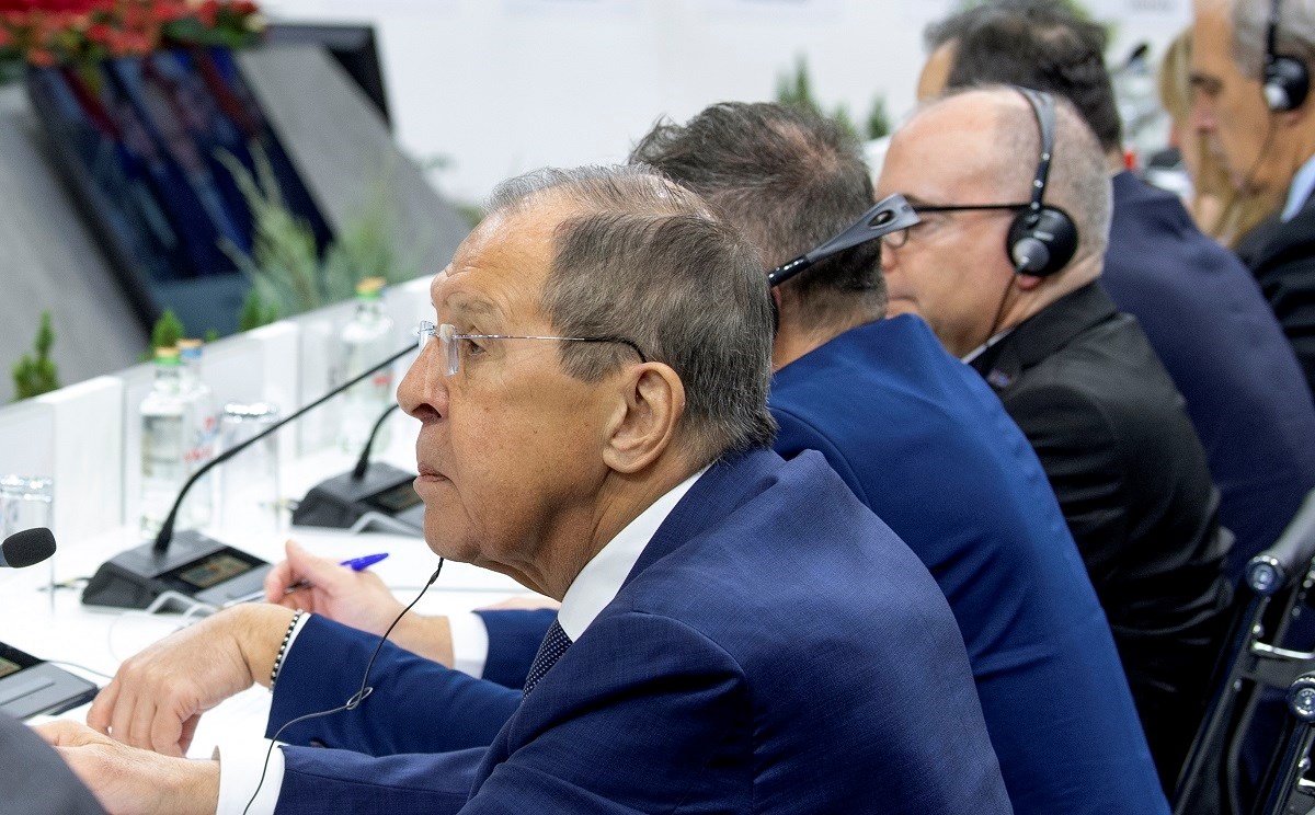 Lavrov: OESS je na rubu ponora