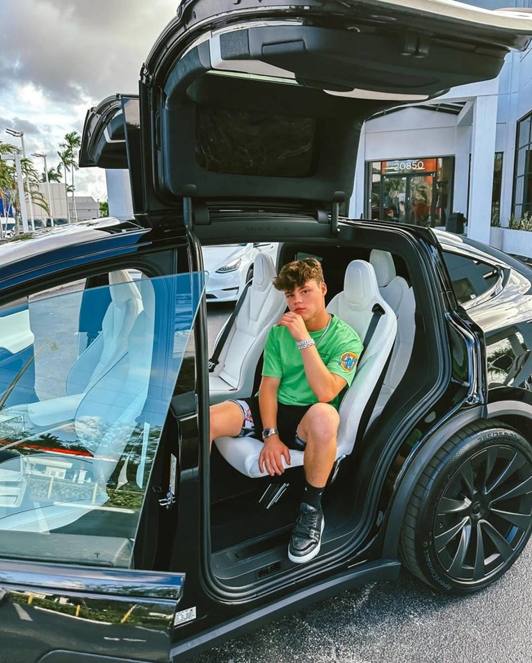 Jack Doherty ulovljen s drogom dok je snimao prank. Namjerno isprovocirao uhićenje?