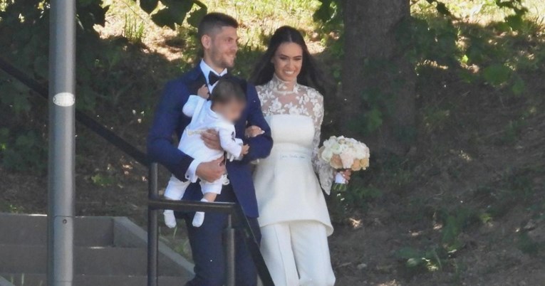 Andrej Kramarić i supruga Mia vjenčali se u crkvi i krstili sina Viktora