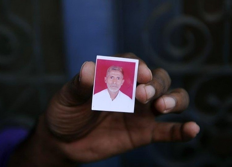 Indijca nasmrt pretukli zbog glasina da je pojeo govedinu. Vlada prekida suđenje