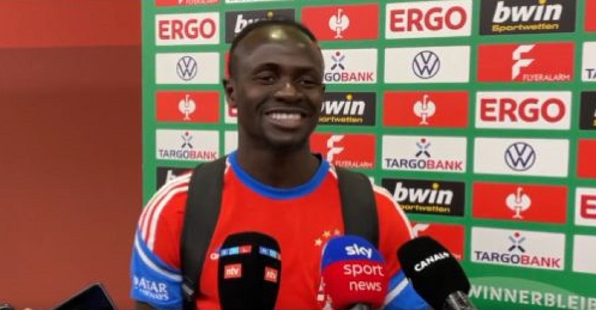 Bayern je ispao, on igra loše, ali je nasmijan. Viralan video asa koji ljuti navijače