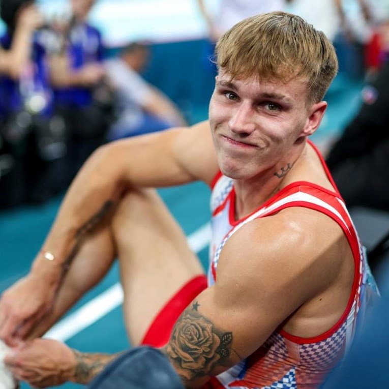 Aurel Benović pobijedio na gimnastičkom Svjetskom kupu u Osijeku
