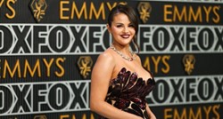 Selena Gomez haljinom privukla pažnju na dodjeli Emmyja