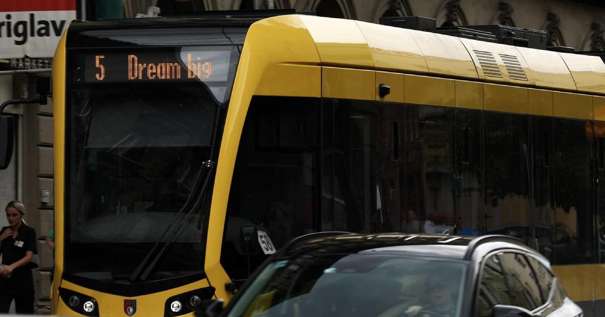 FOTO Sarajevski tramvaji danas voze "Do pobjede"