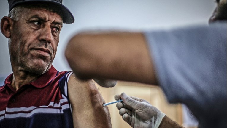 Izraelska studija: Četvrta doza cjepiva peterostruko povećava antitijela