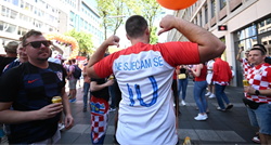 Fotka dana: Jedan hrvatski navijač u Rotterdam došao u zanimljivom dresu