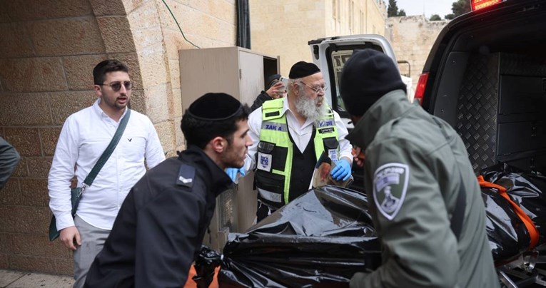 Islamist pucao na civile u Jeruzalemu, jednog je ubio. Ranio i dva policajca