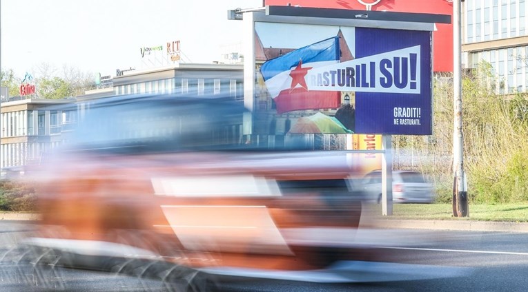 Benčić HDZ-u: Što vam je s glavom da lijepite jugoslavenske zastave po Zagrebu?