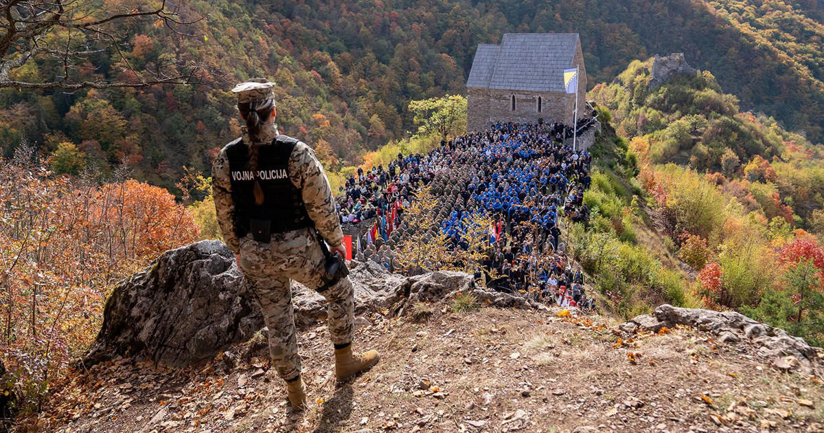 FOTO Hrvati molili na mjestu gdje su stolovali bosanski kraljevi