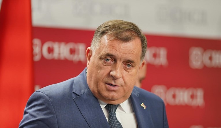 Dodik traži ostavku Džaferovića i kaže da će blokirati sve sankcije Rusiji