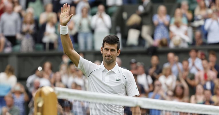 Đoković uz probleme pobijedio na startu Wimbledona pa ispisao tenisku povijest