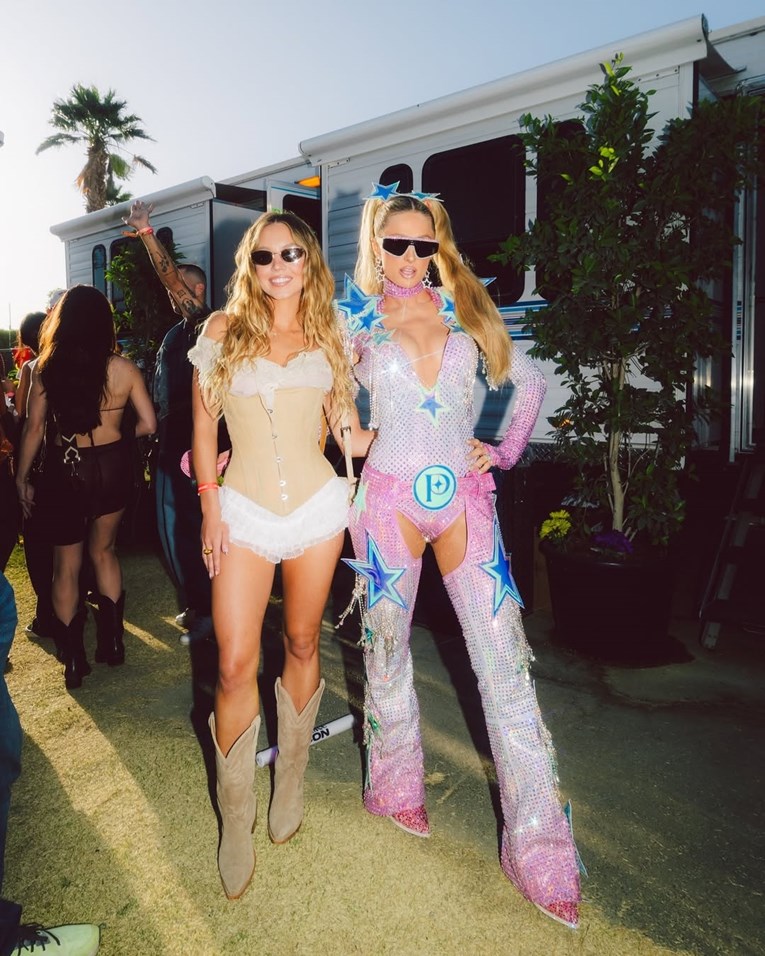 Sydney Sweeney (27) tulumarila s Paris Hilton nakon otkazivanja vjenčanja