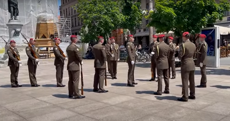 VIDEO Hrvatska vojska izvela flash mob u centru Zagreba