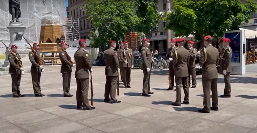 VIDEO Hrvatska vojska izvela flash mob u centru Zagreba