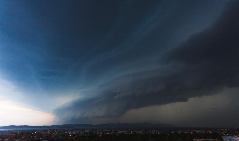 Thunderstorm hits Karlovac area, Istria