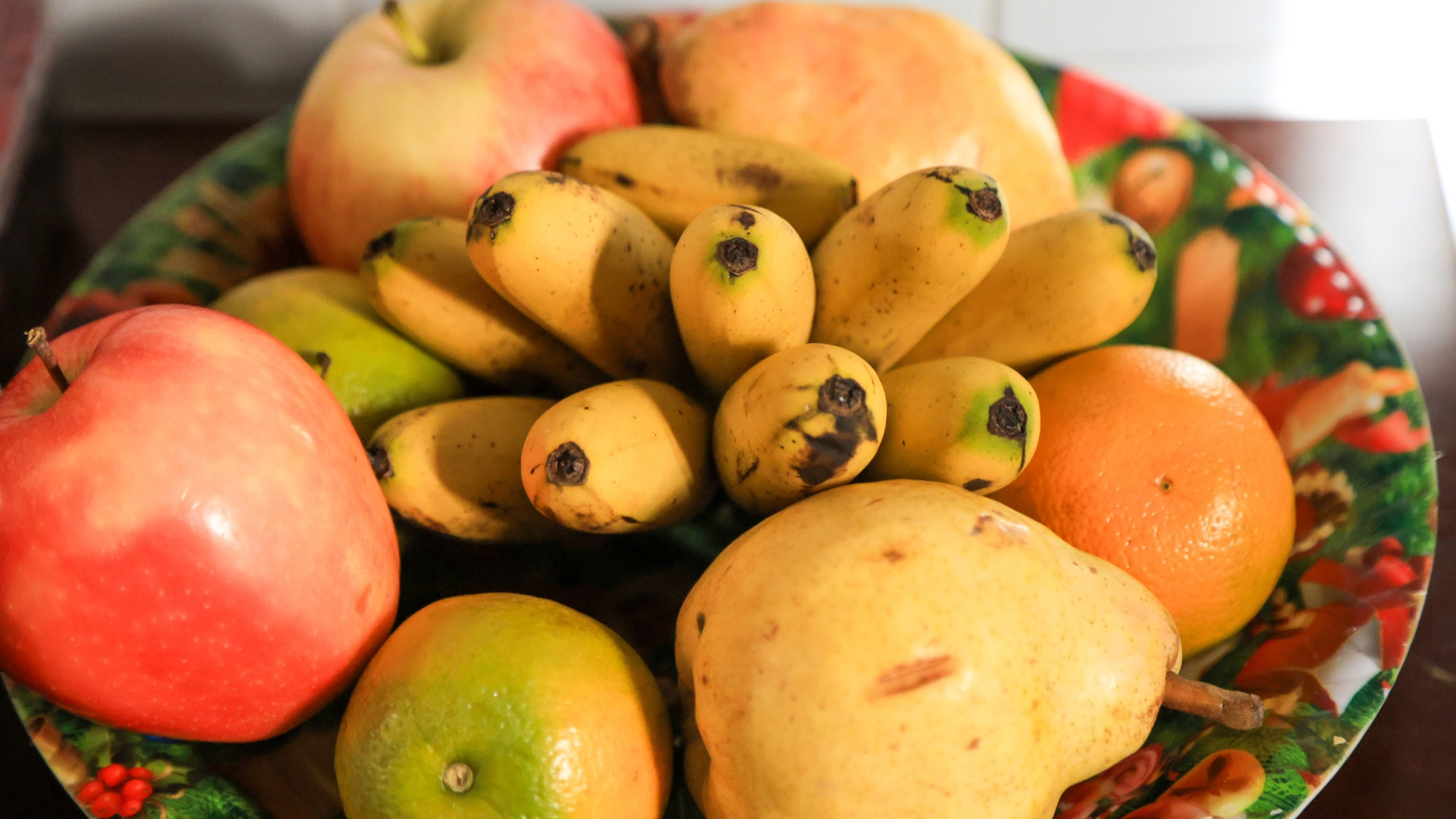 Zašto ne biste trebali zajedno čuvati jabuke i banane